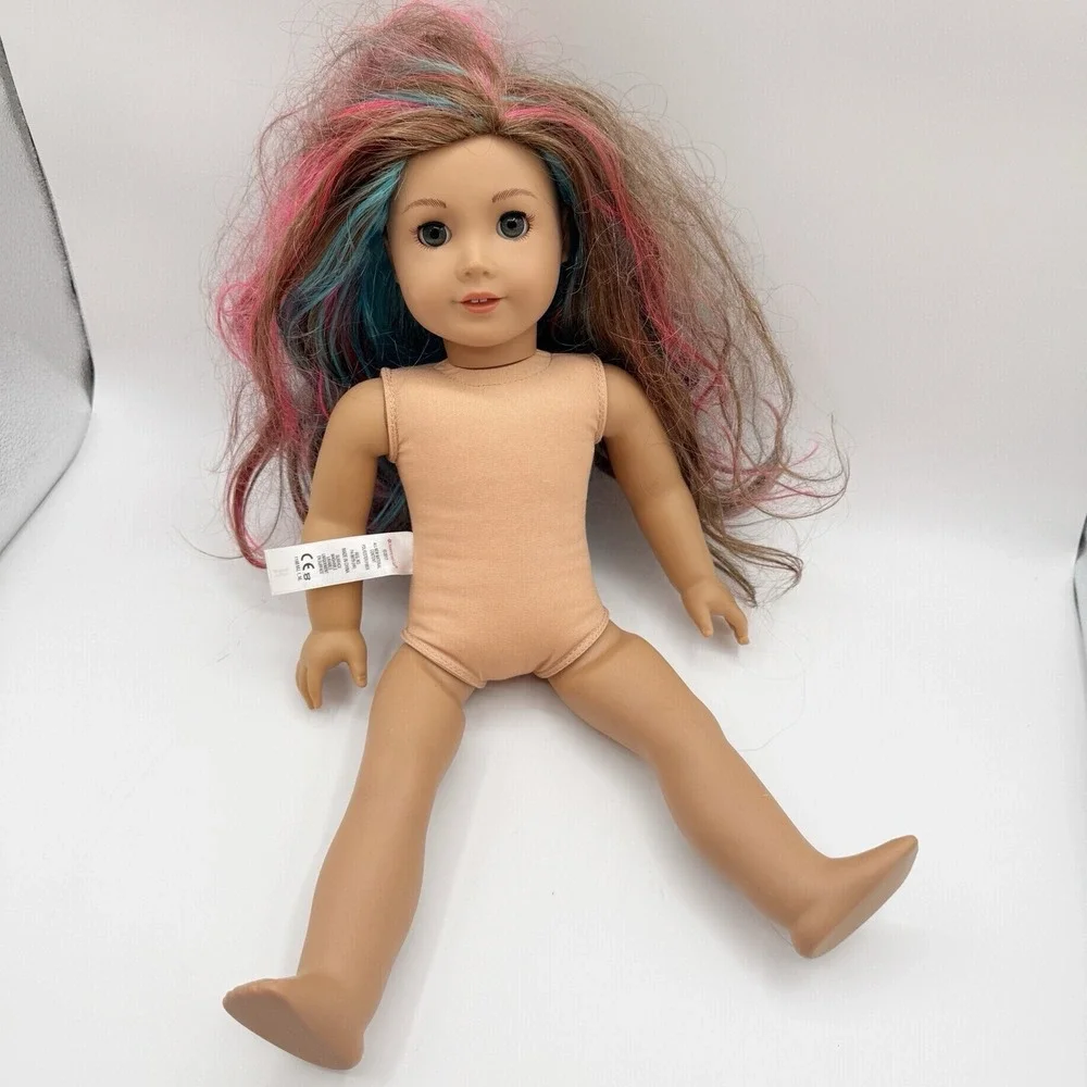 American Girl Truly Me Doll #101 Gray Eyes, Caramel Hair Pink Blue Highlights A1